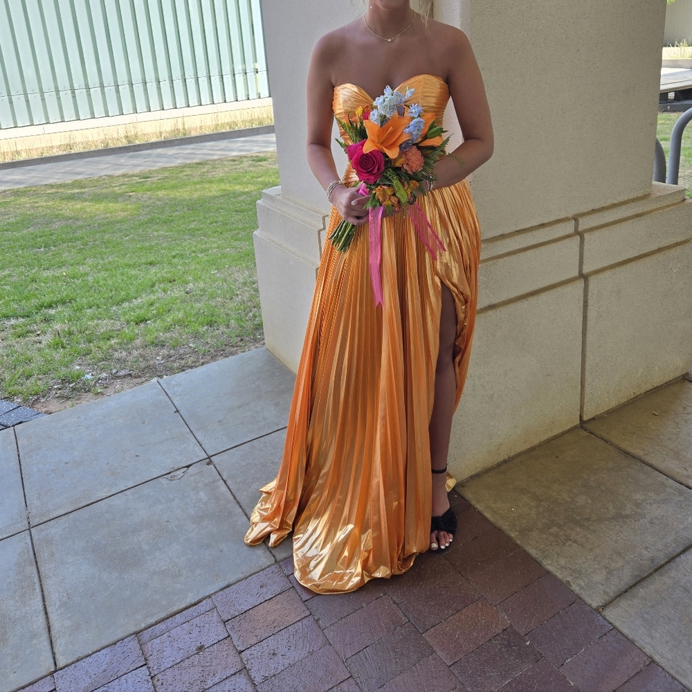 Stunning Orange Prom Gown